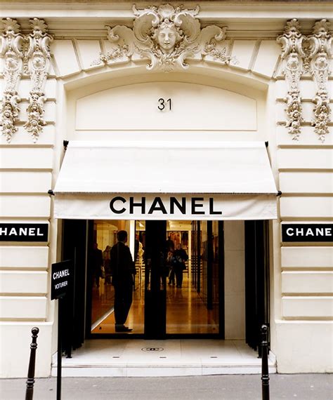 Paris by Chanel – Inside CHANEL 